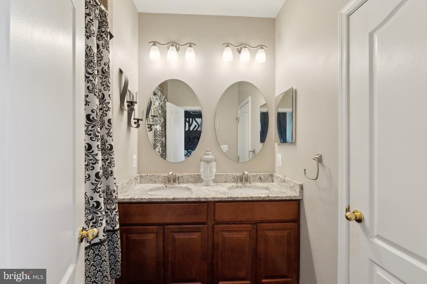 4264 Talmadge Circle photo 21