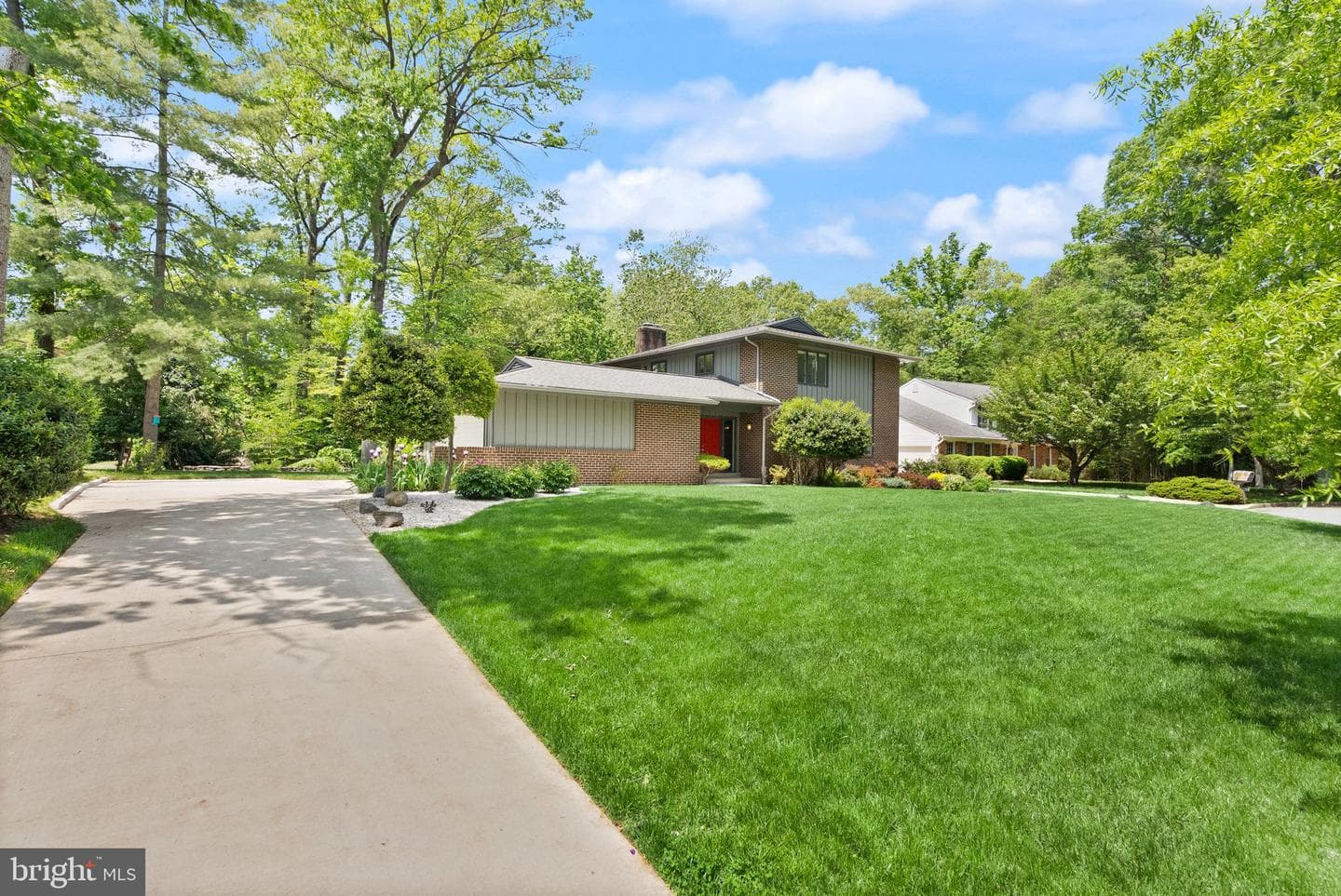 12205 Hazel Hill Circle photo 6