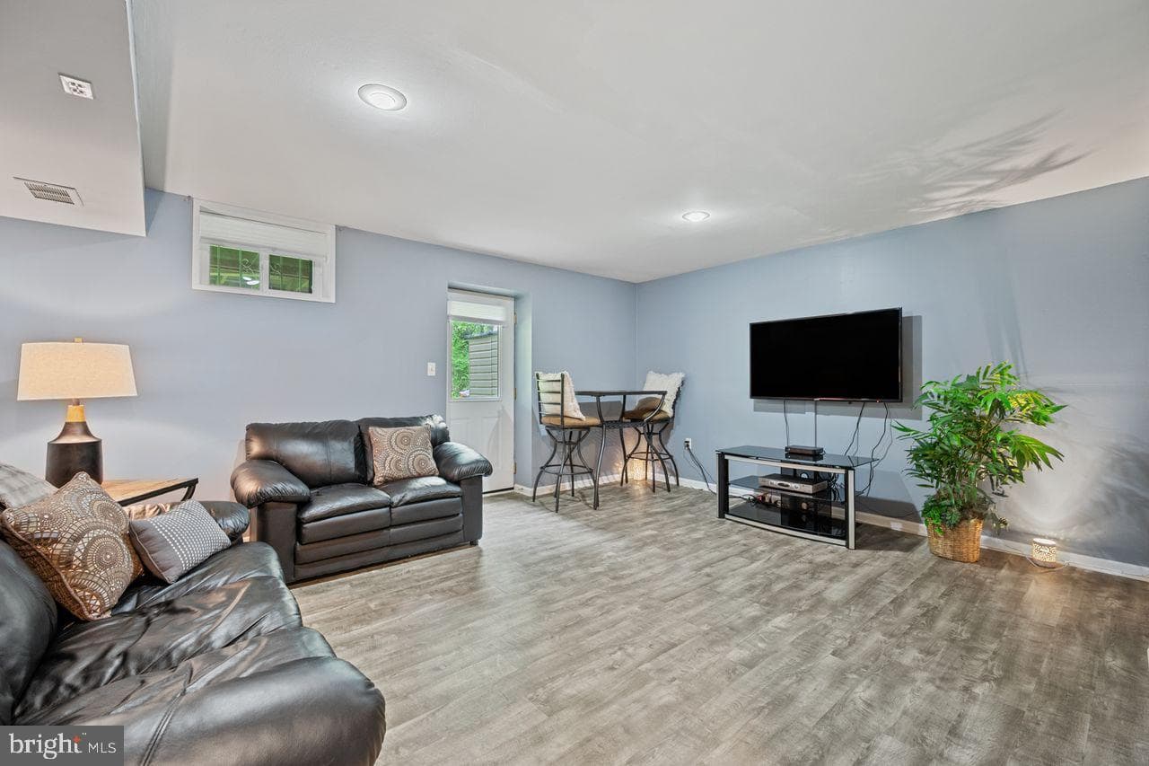11419 Walpole Court photo 29