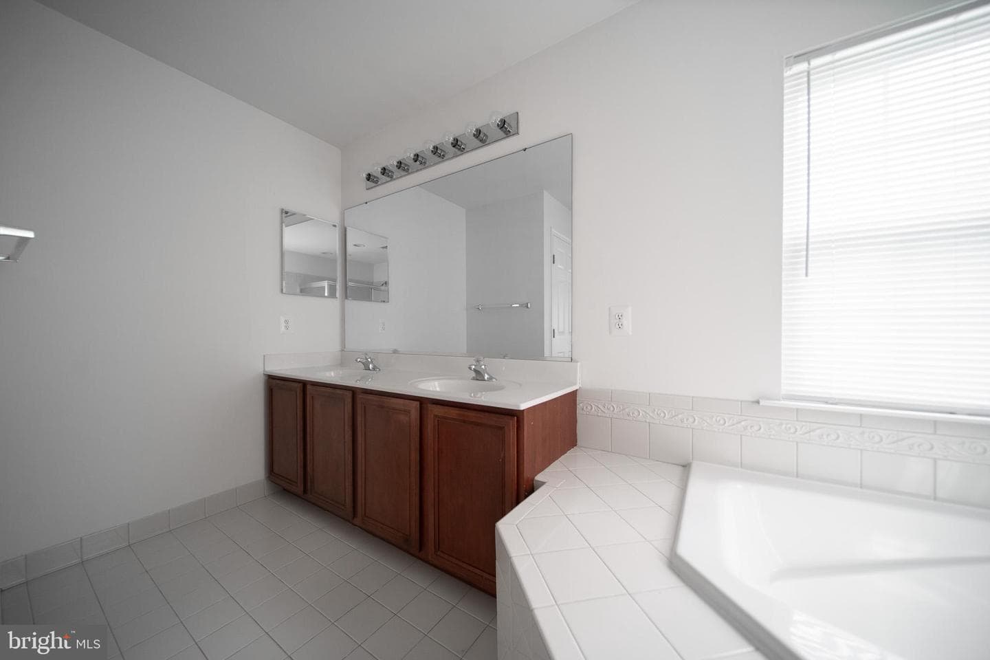 6821 Sand Cherry Way photo 30