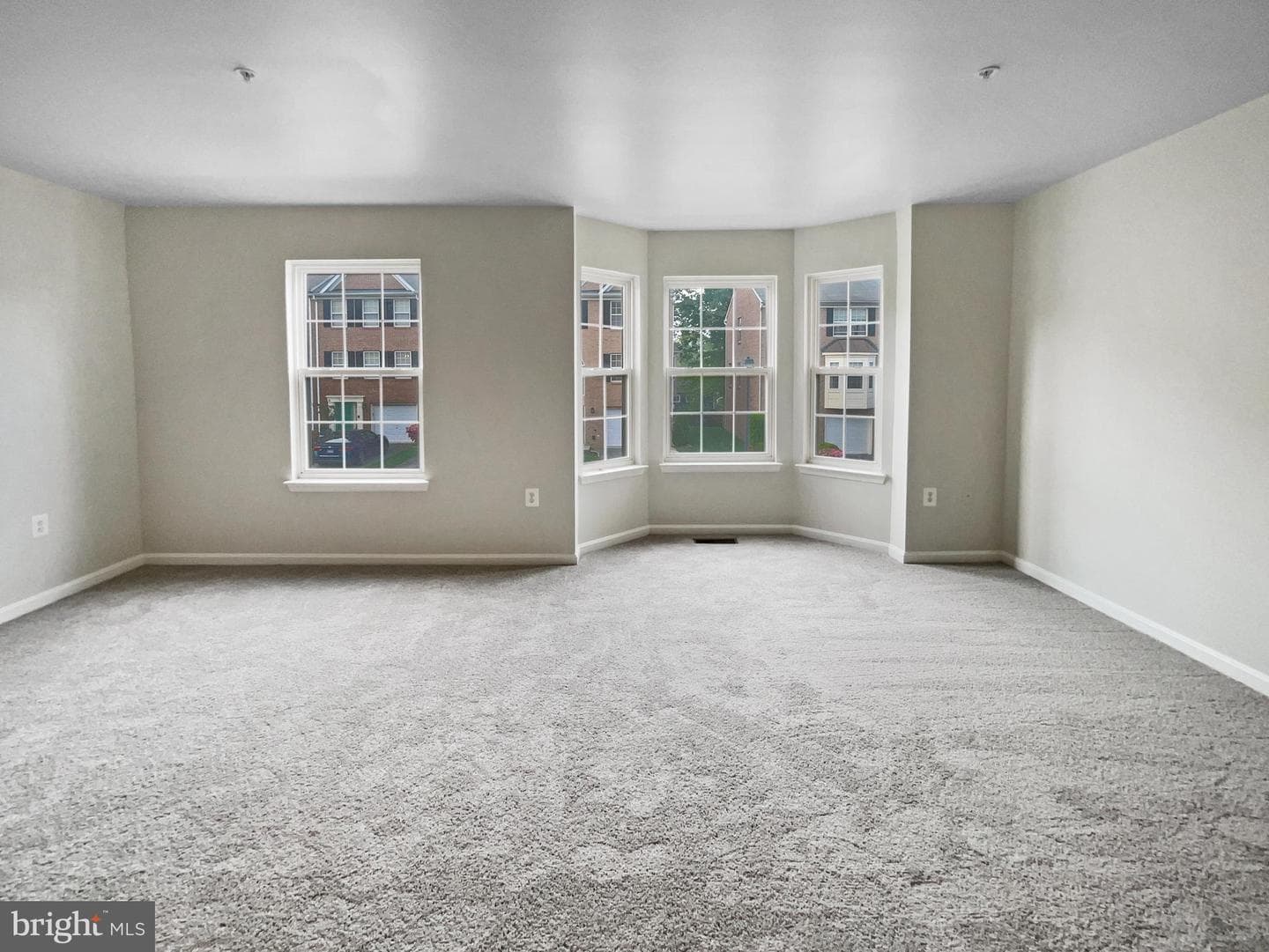 8233 Dellwood Court photo 13