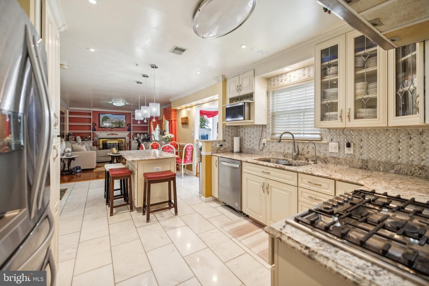 9406 Shallow Creek Lane photo 14