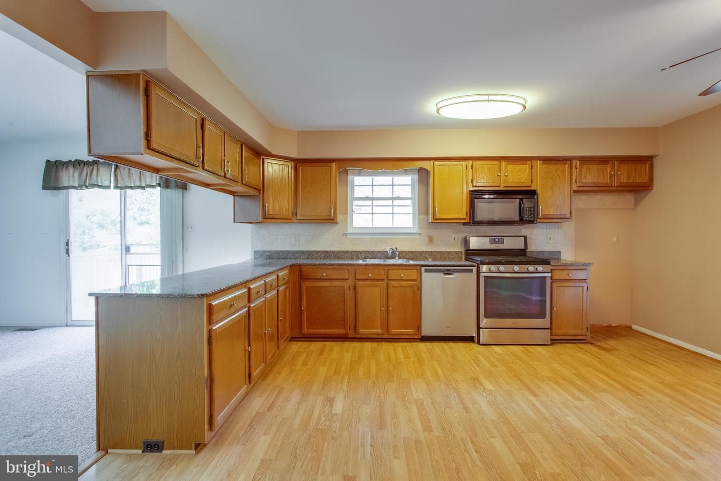 10703 Moray Court photo 4