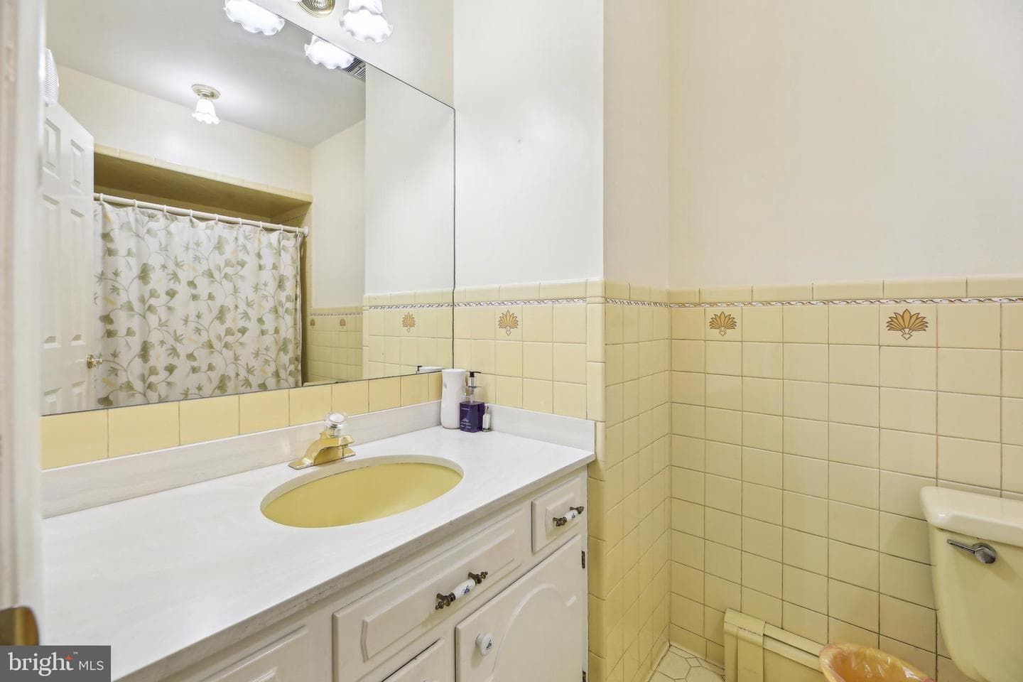 7410 Good Luck Road photo 29