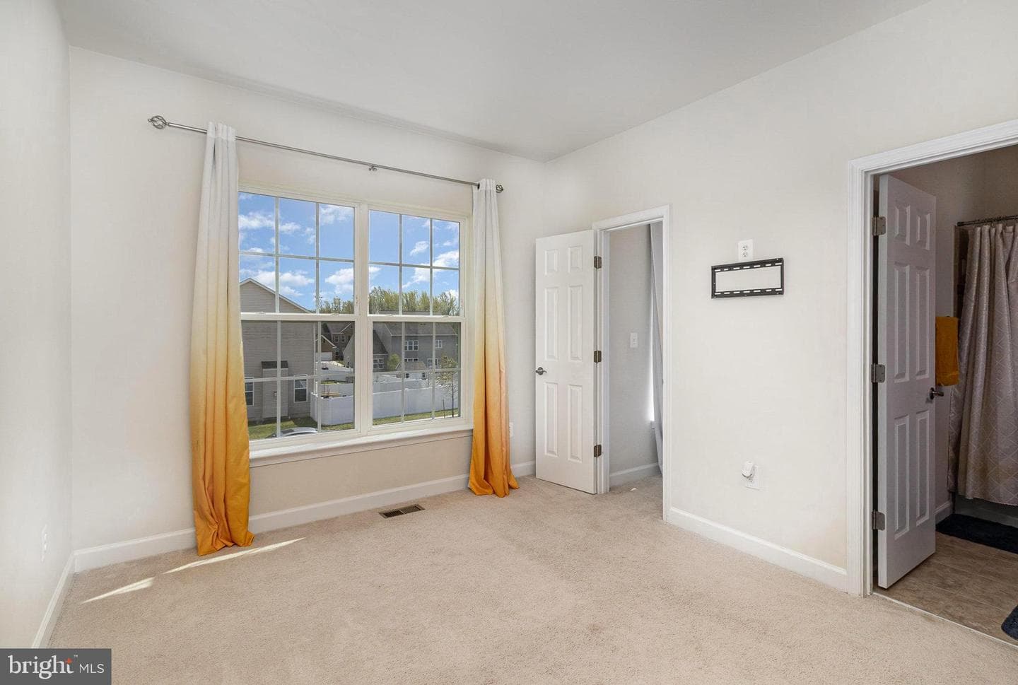 6106 Julia Court photo 37