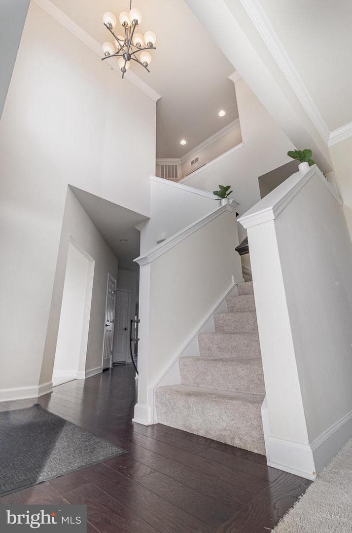 6106 Julia Court photo 5