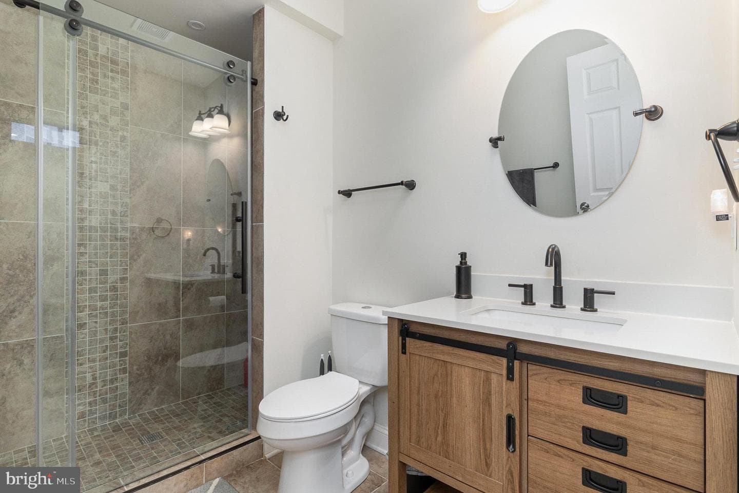 6106 Julia Court photo 52