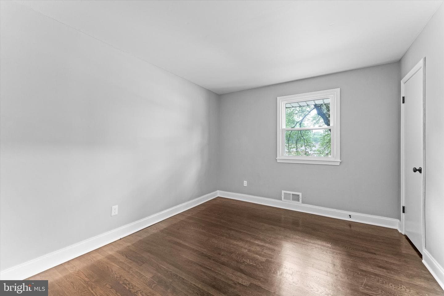 7606 Millrace Road photo 21