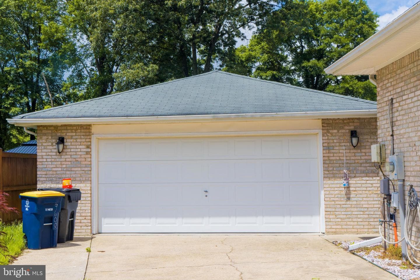 9608 Middleridge Court photo 34