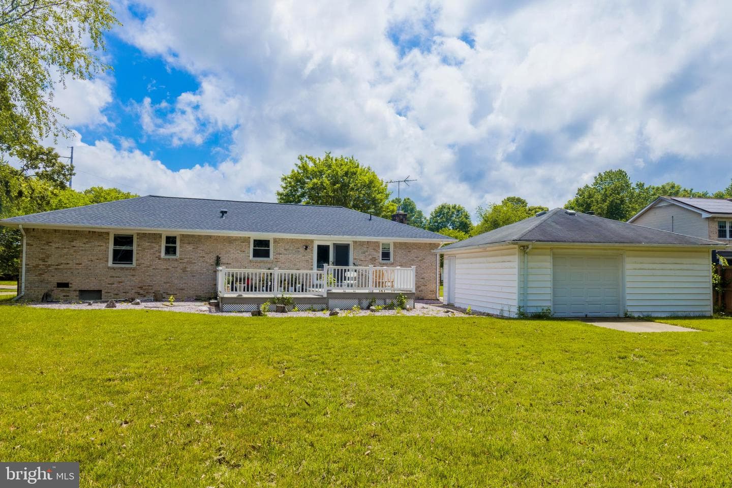 9608 Middleridge Court photo 36