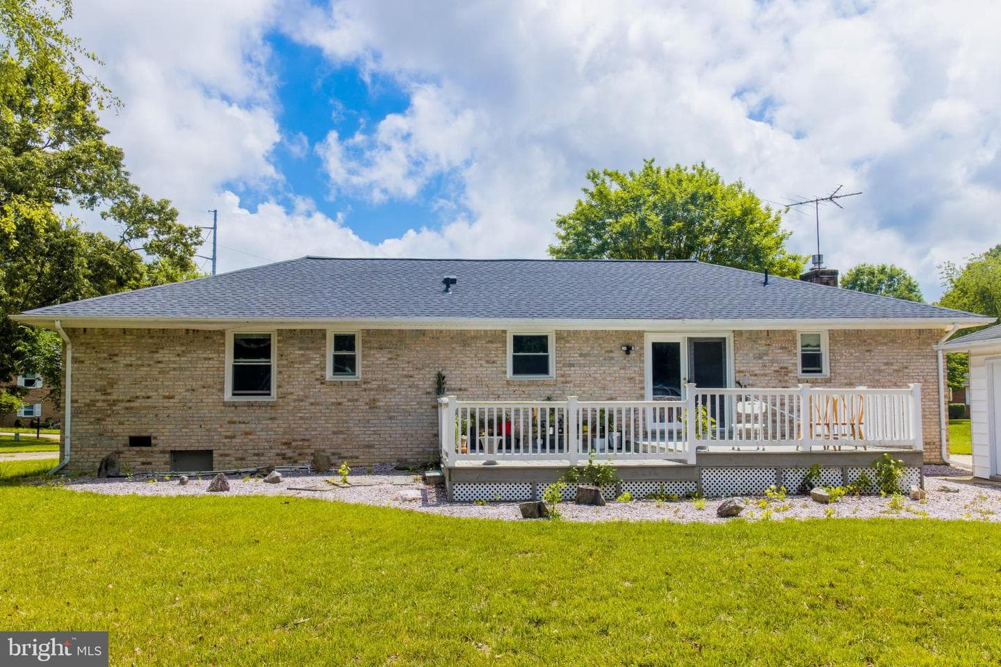 9608 Middleridge Court photo 37