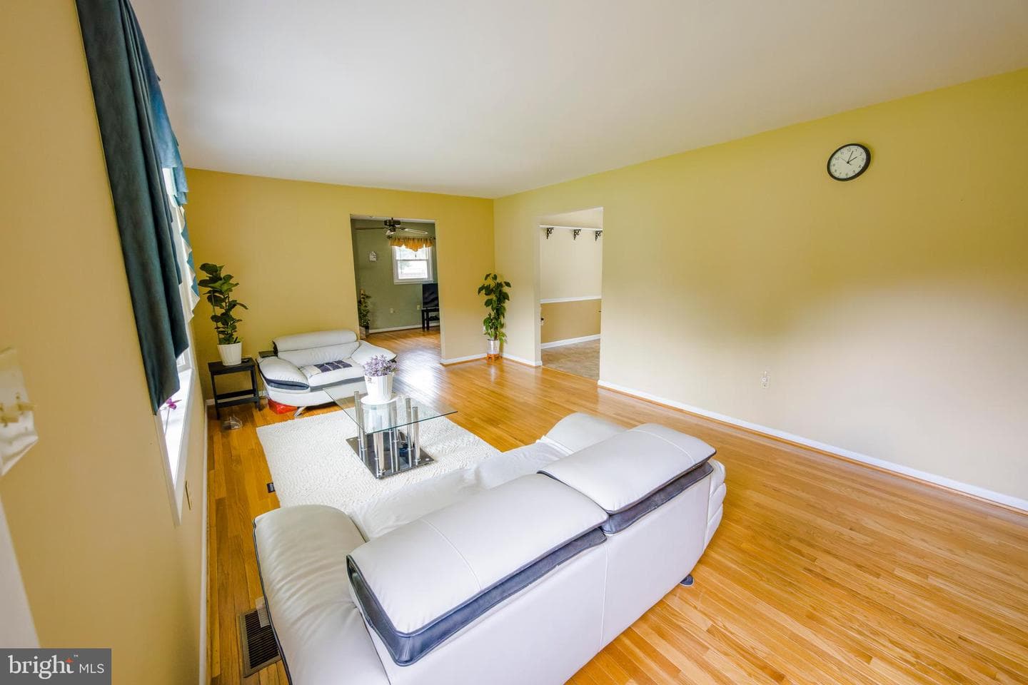 9608 Middleridge Court photo 6