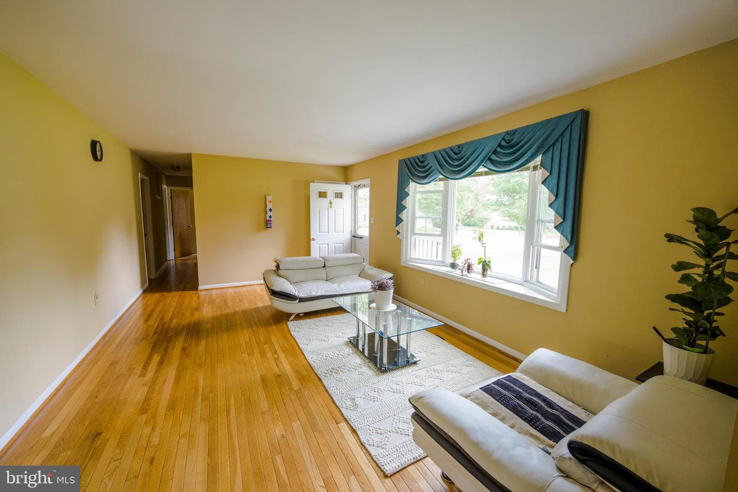 9608 Middleridge Court photo 7