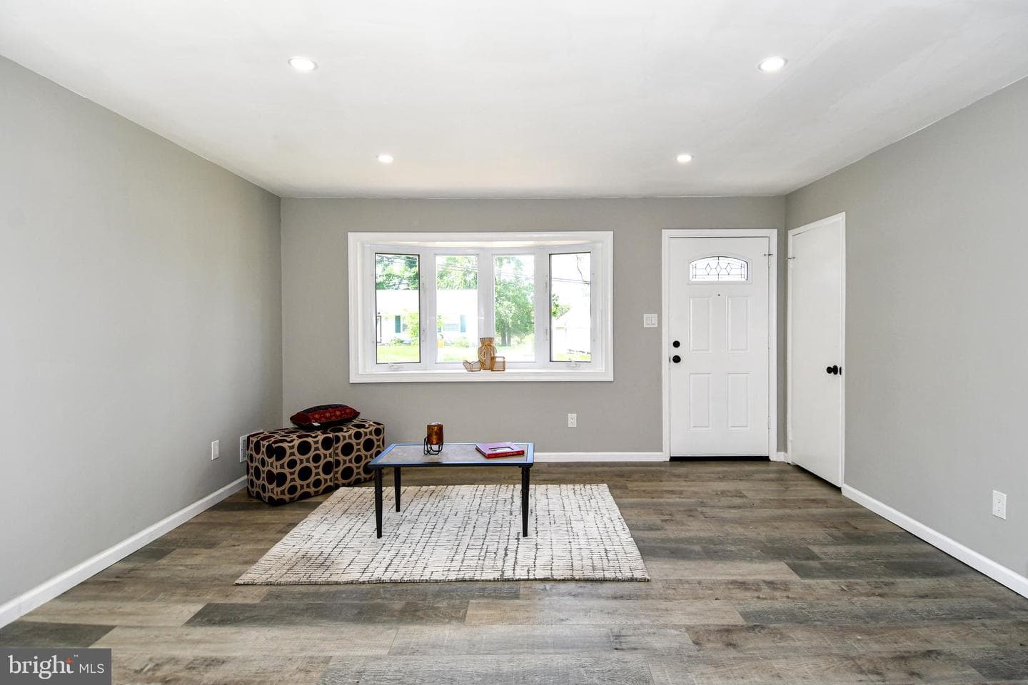 1210 Lindsay Road photo 5