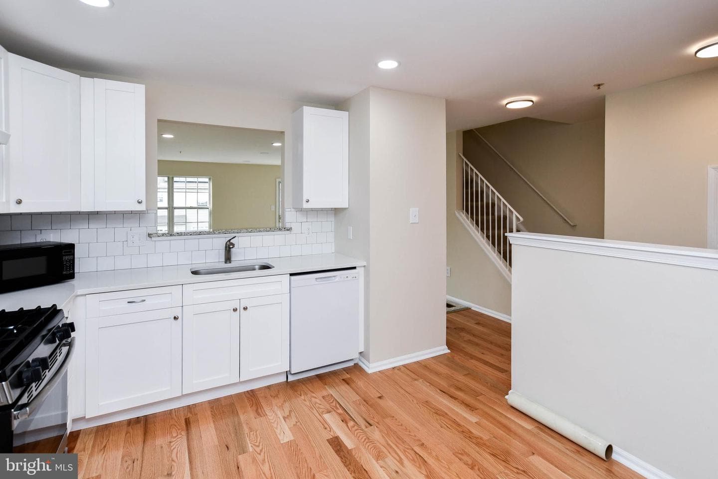 6910 Opal Place photo 6