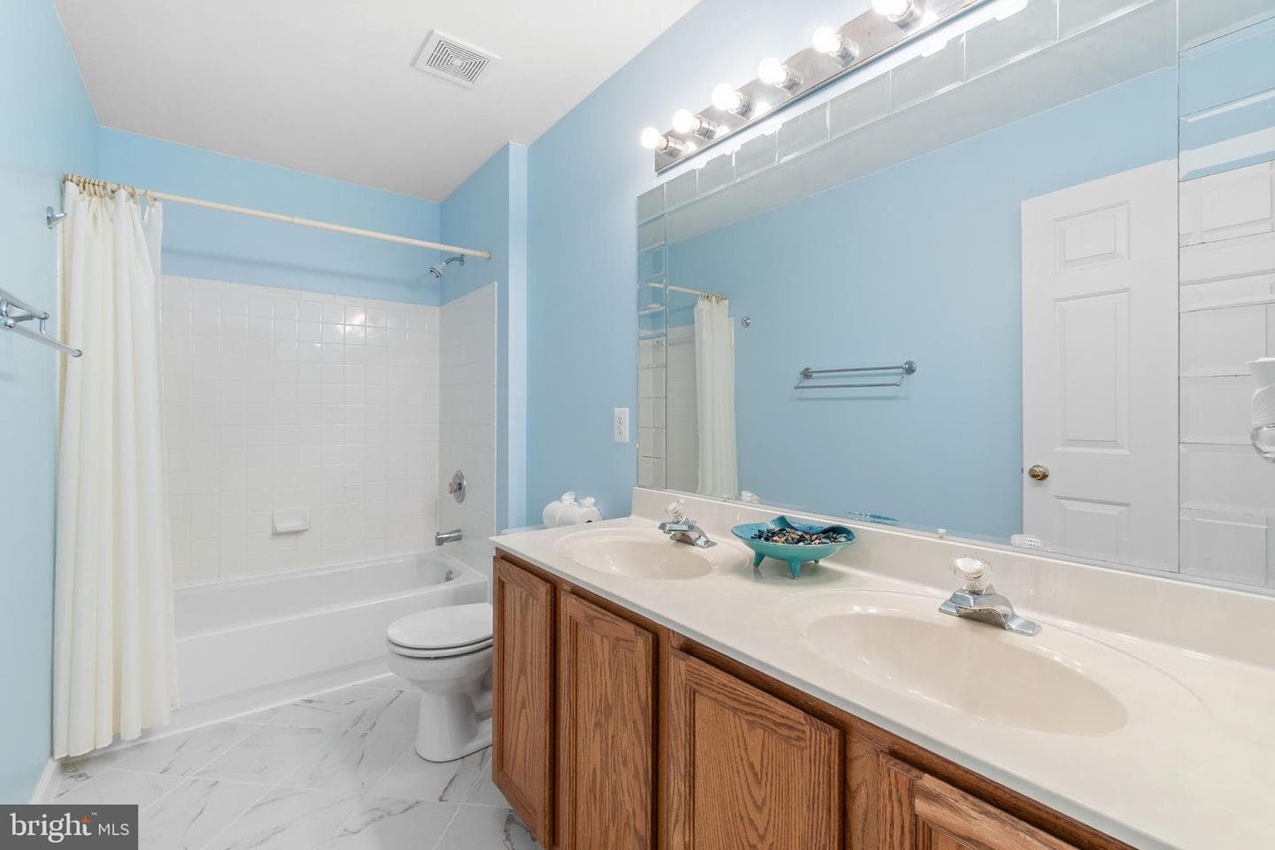 10309 Grandhaven Avenue photo 17
