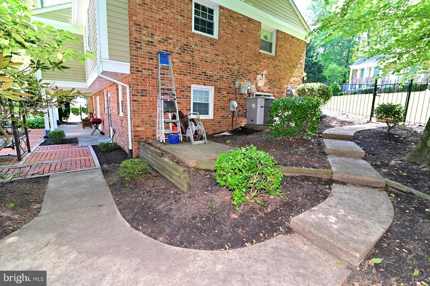 8501 Oldham Drive photo 47