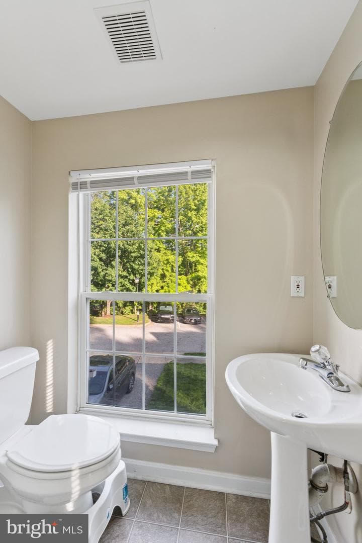 7907 Fox Park Court photo 8