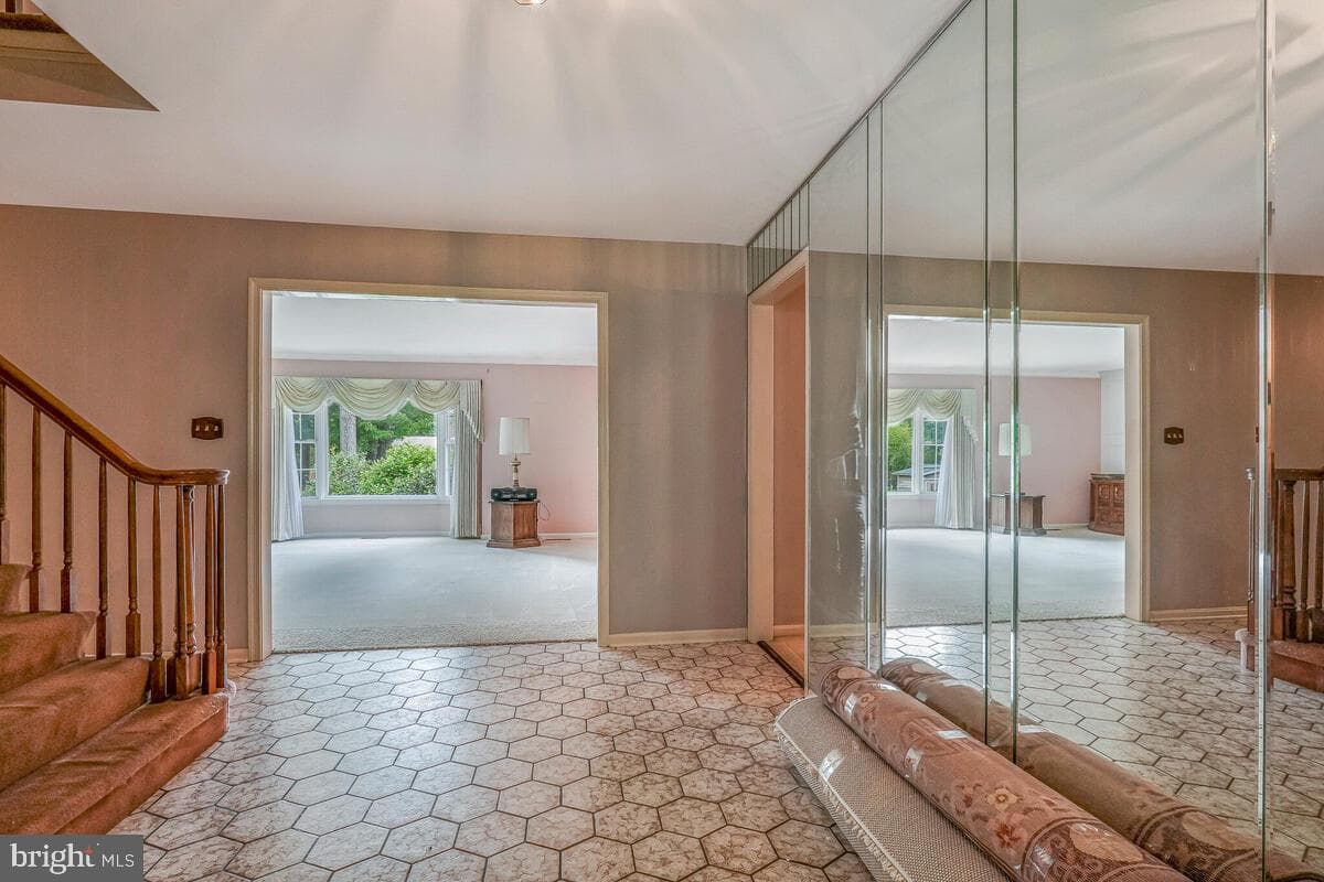 5103 Armand Avenue photo 4