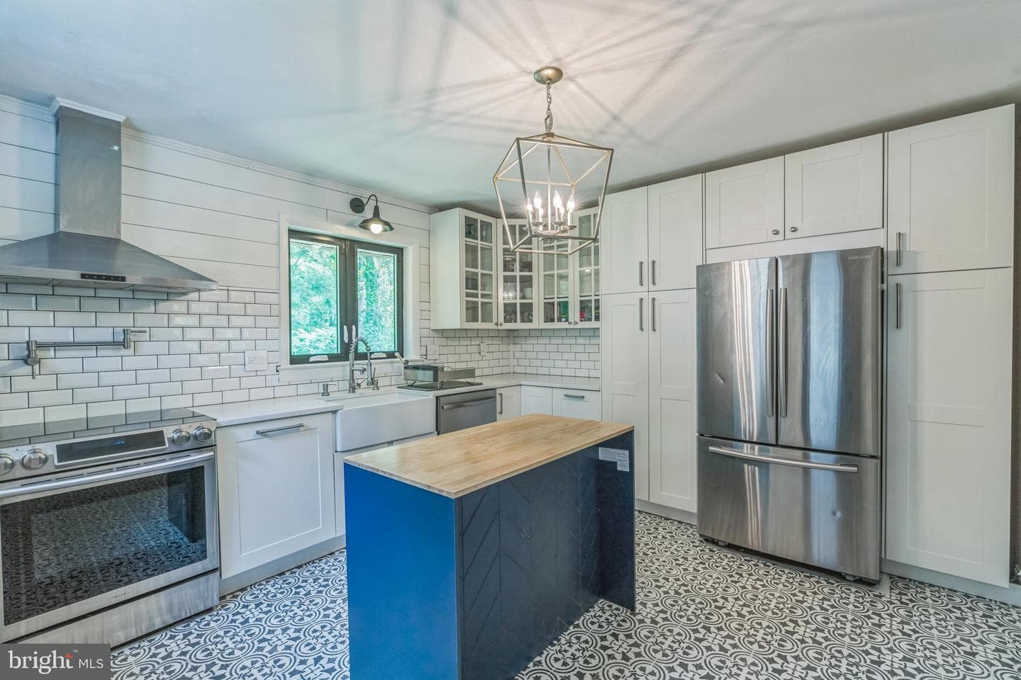 12508 Parker Lane photo 12