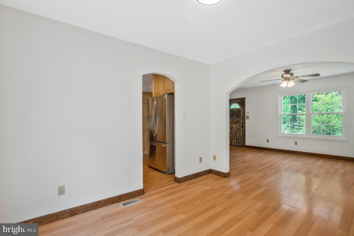 6327 Joslyn Place photo 20