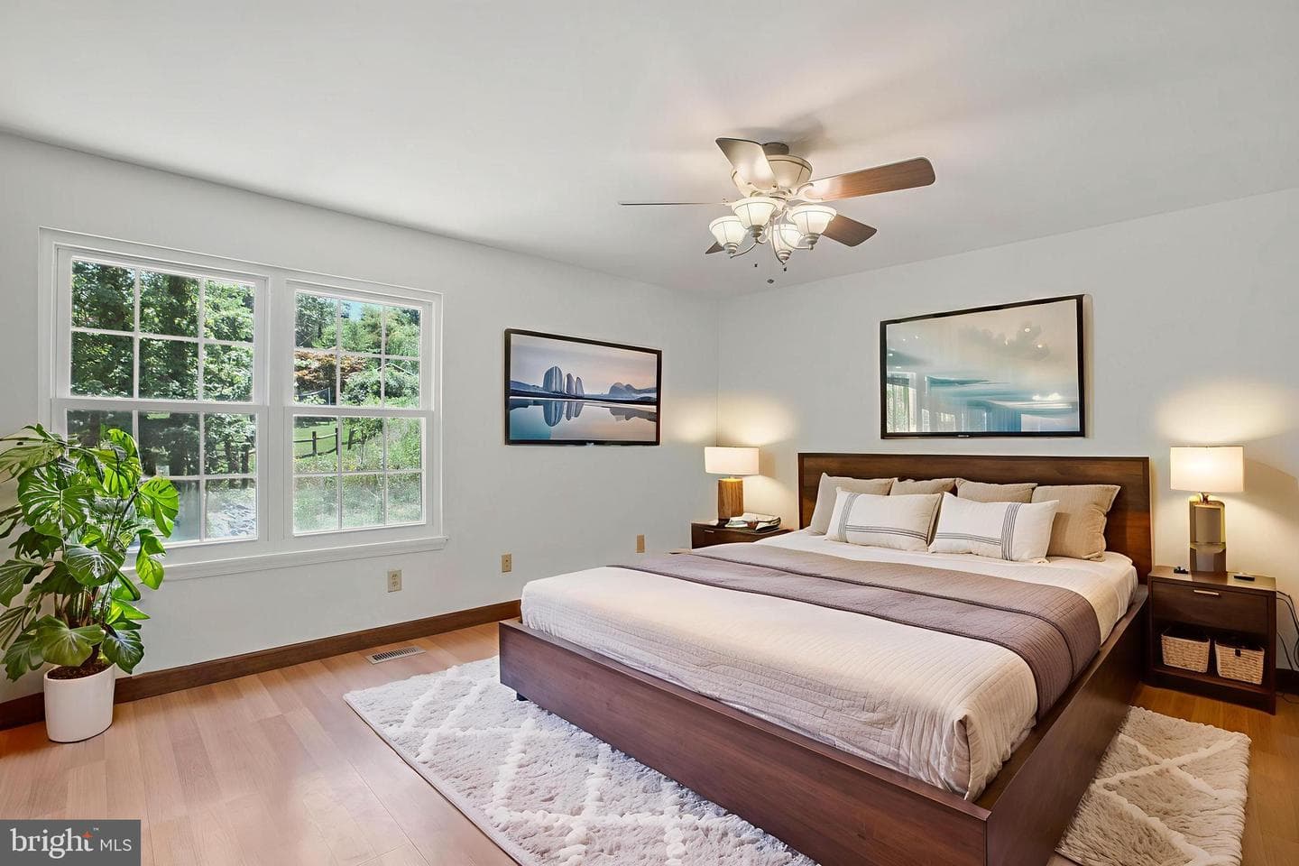 6327 Joslyn Place photo 22