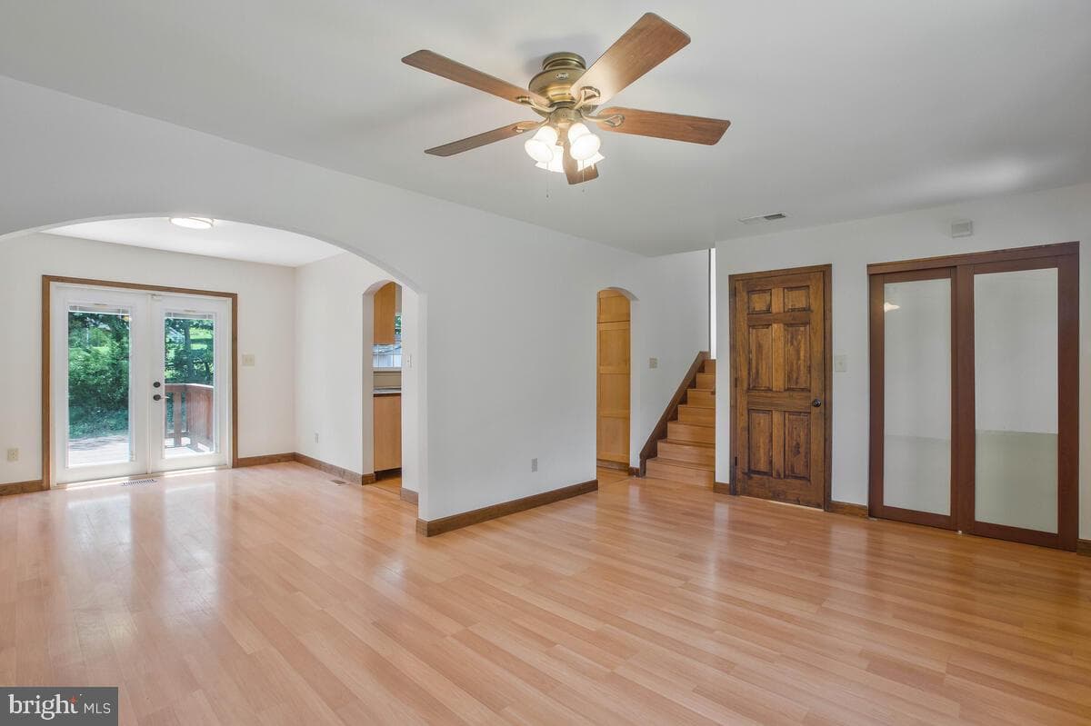 6327 Joslyn Place photo 7