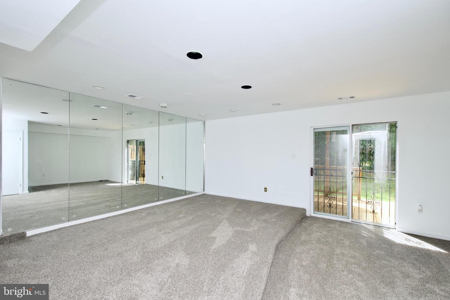 10303 Broom Lane photo 37