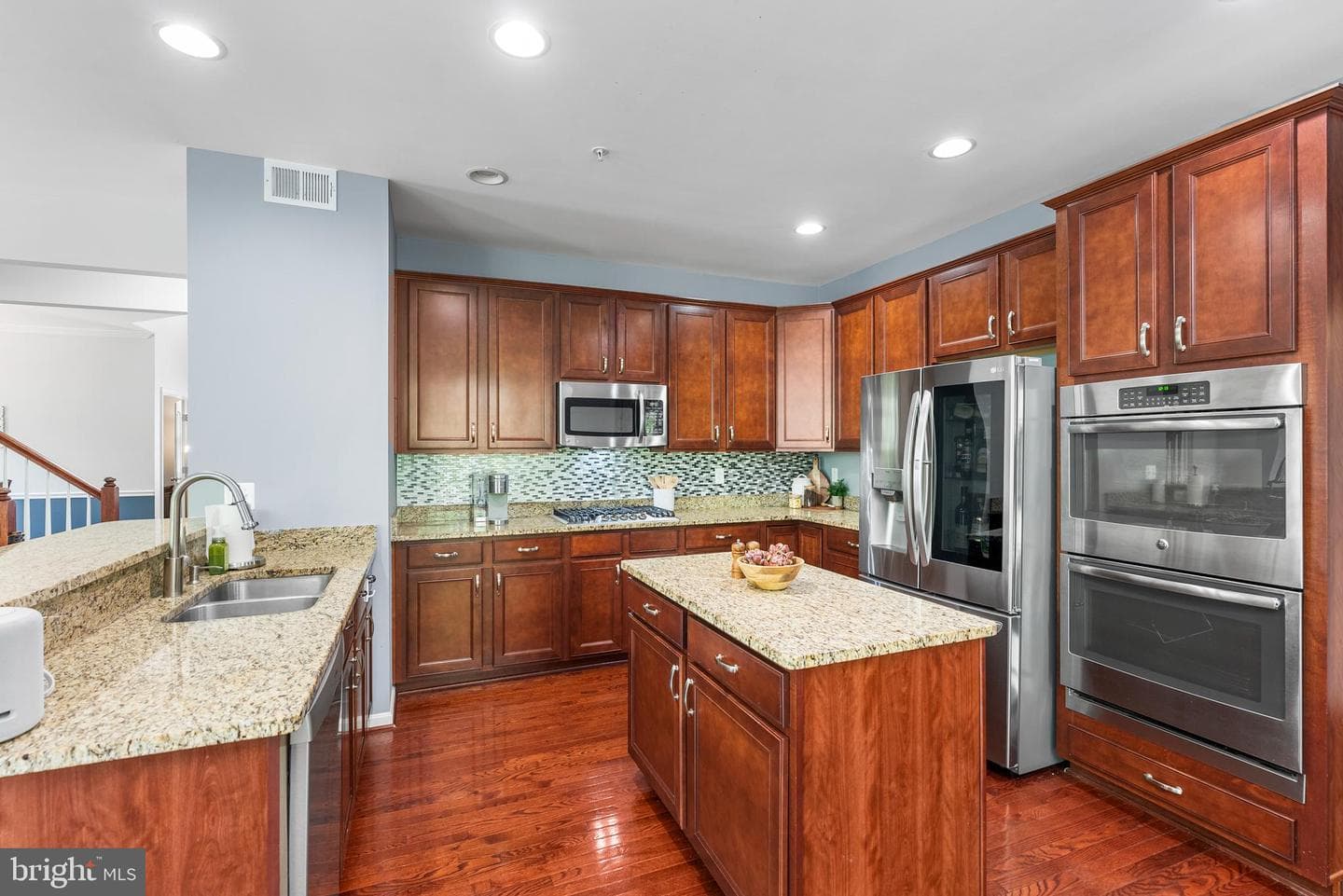 13704 Loganville Street photo 6