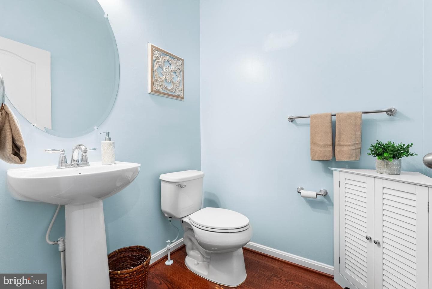 13704 Loganville Street photo 9