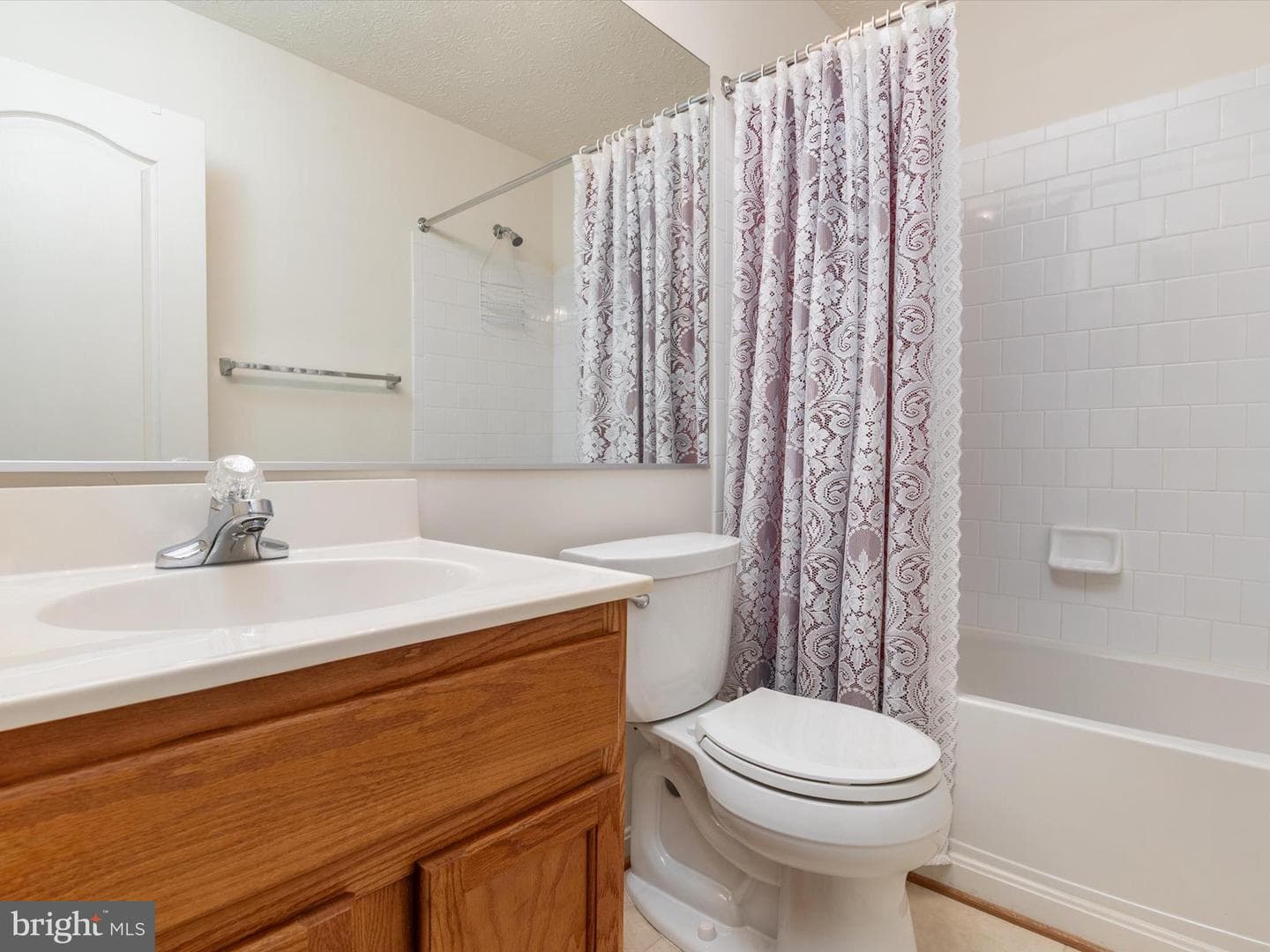 112 Perth Amboy Court photo 29