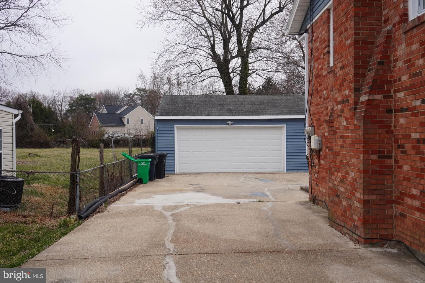 10122 Griff Drive photo 10