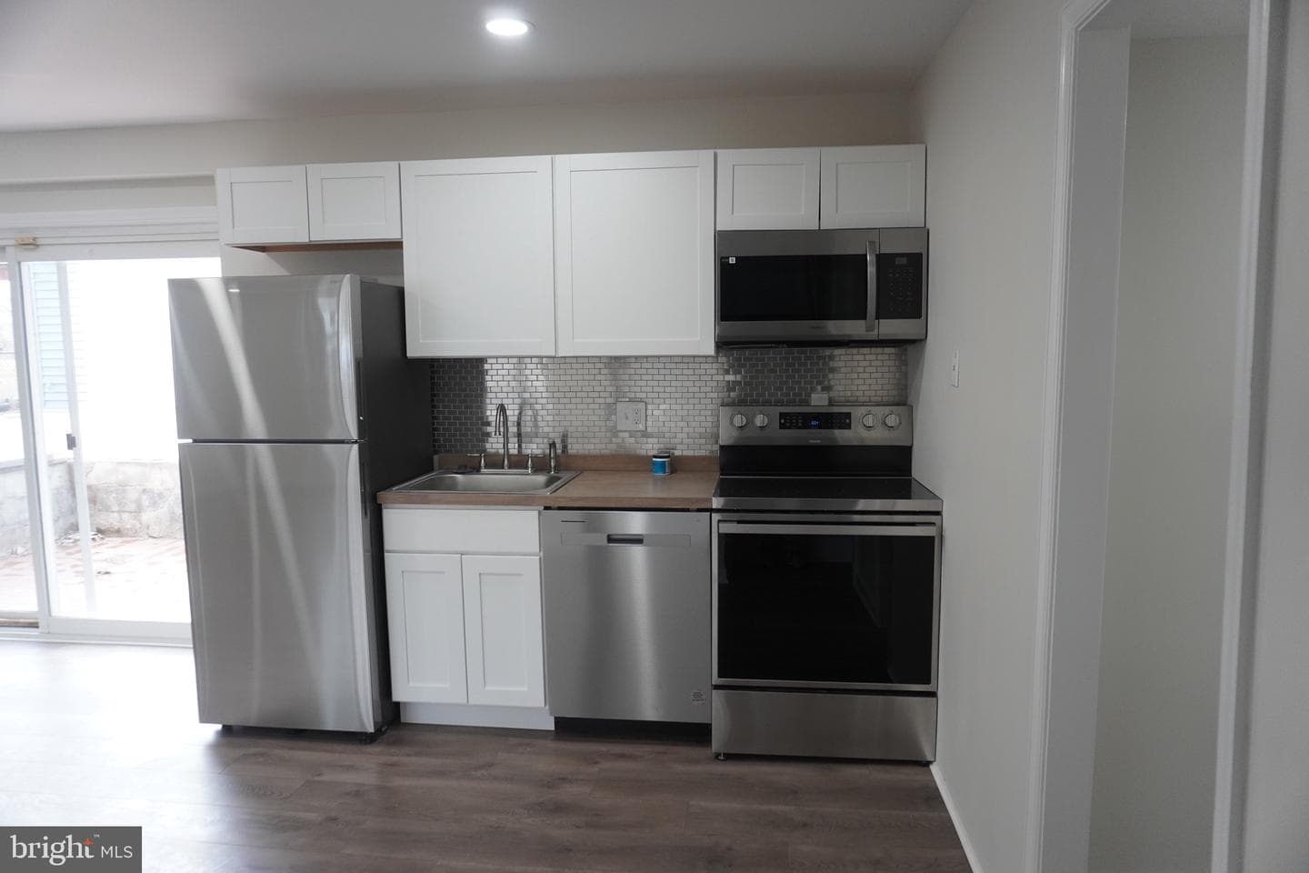 10122 Griff Drive photo 30