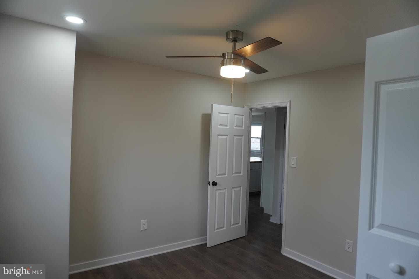 10122 Griff Drive photo 35