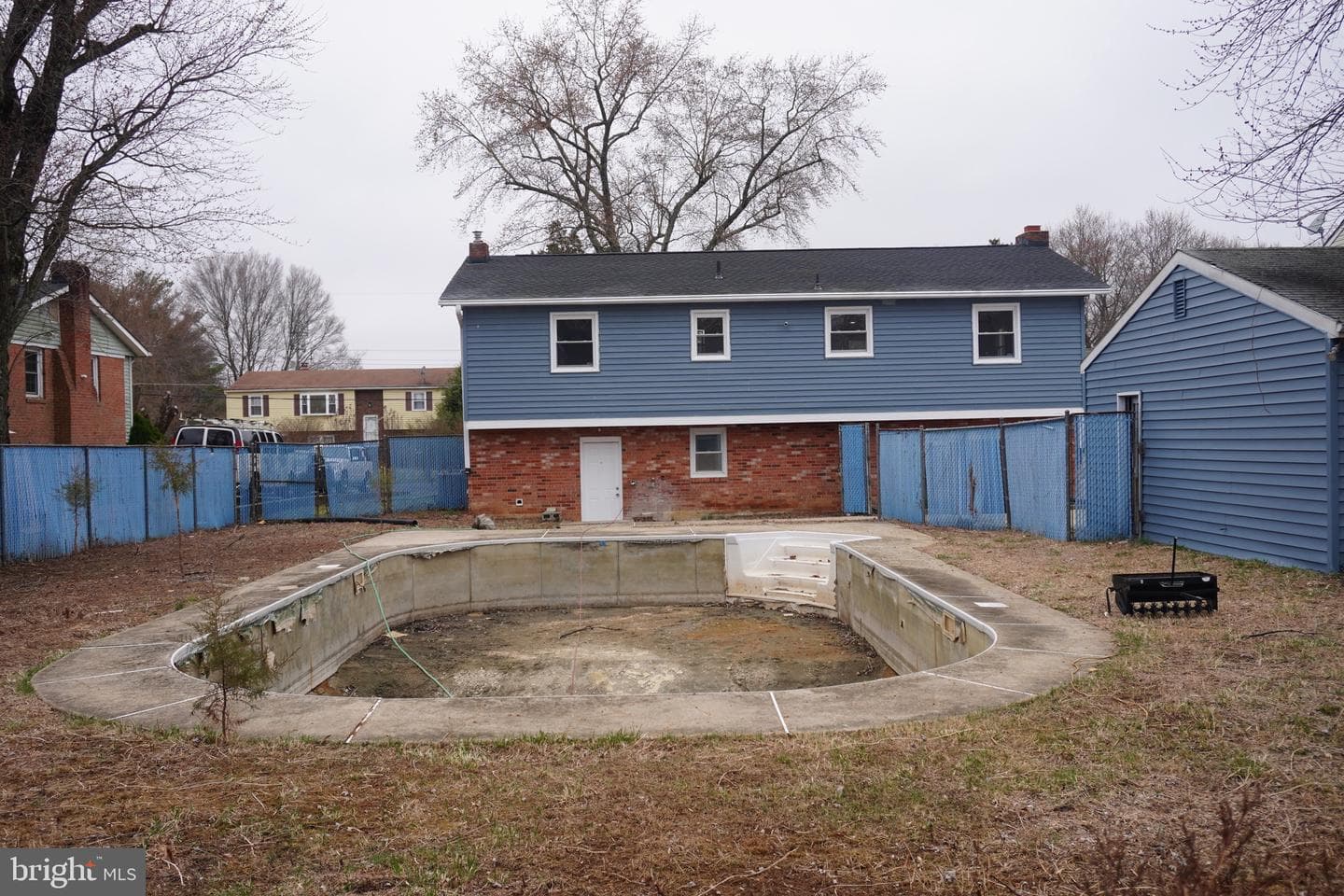 10122 Griff Drive photo 6