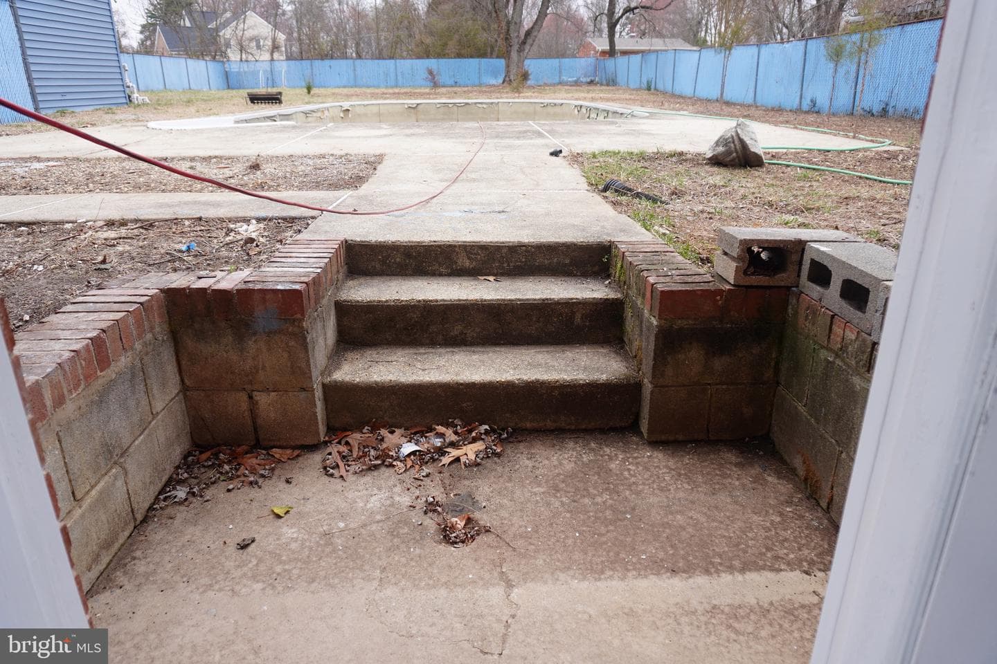 10122 Griff Drive photo 68