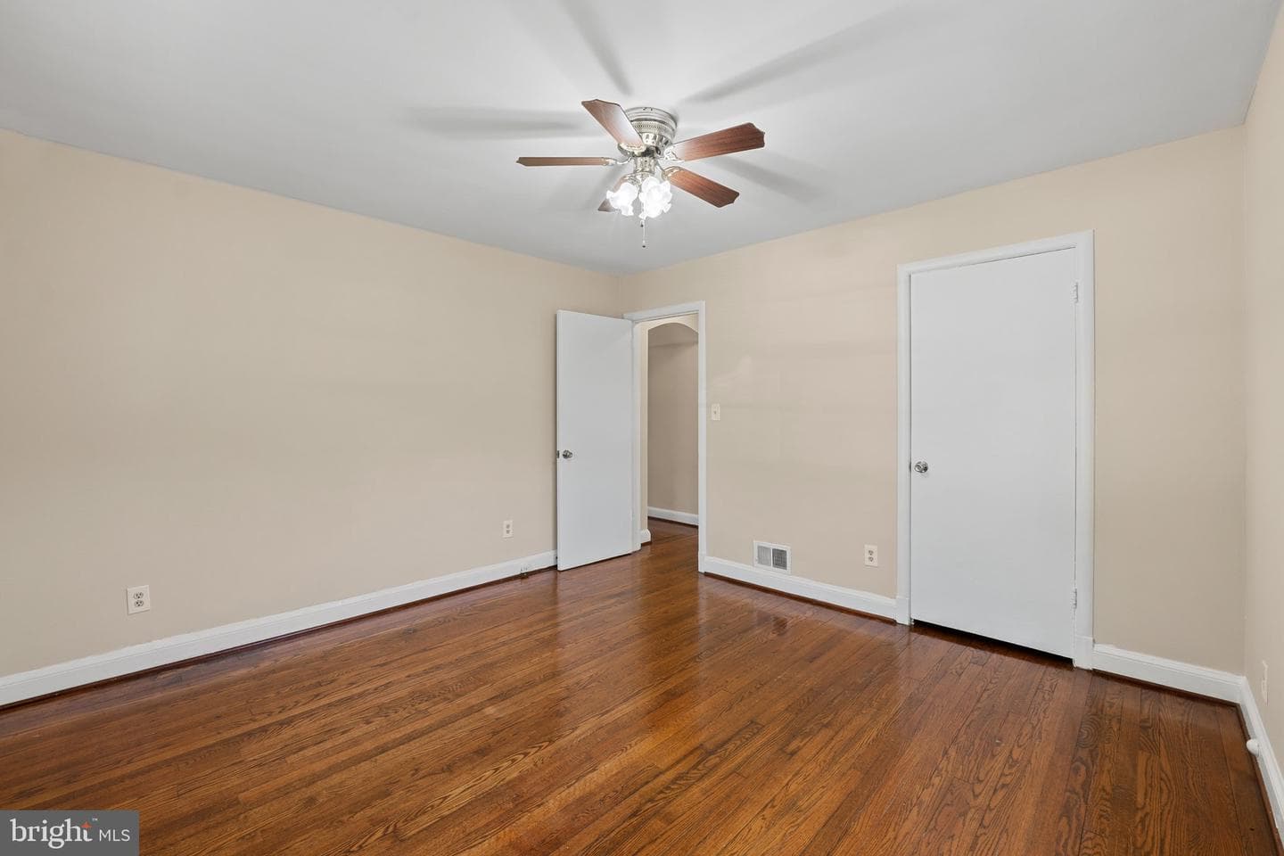 4419 Lakeview Drive photo 14