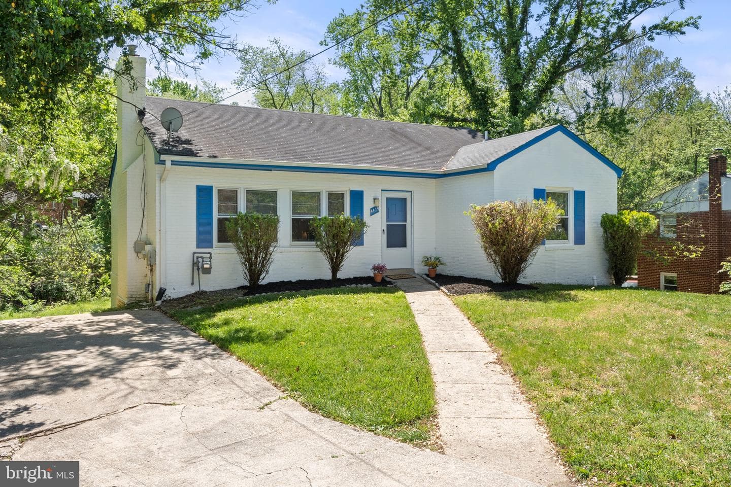 4419 Lakeview Drive photo 3