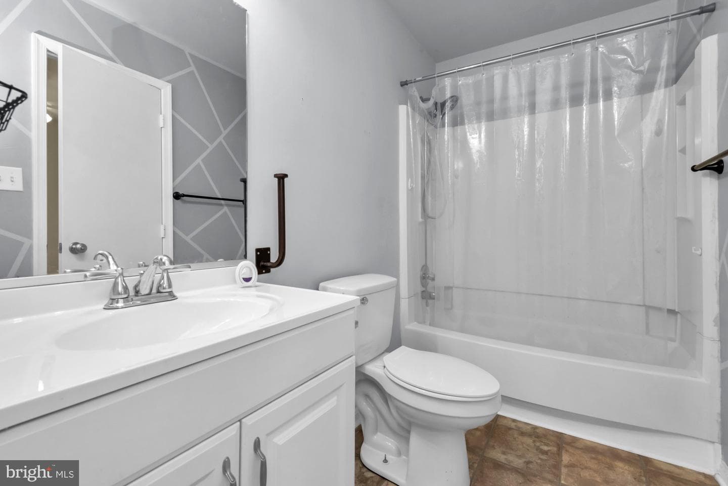 6029 Surrey Square Lane photo 18