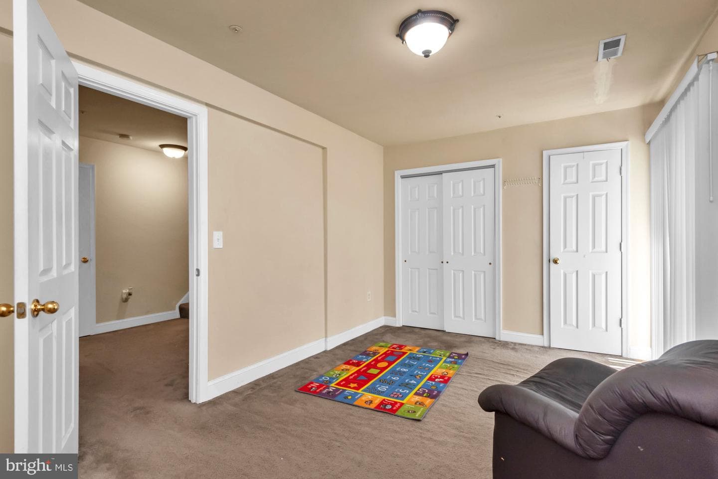 6029 Surrey Square Lane photo 22