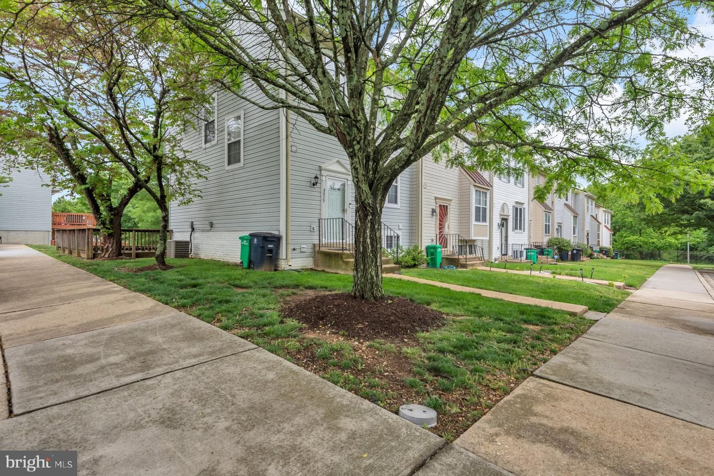6029 Surrey Square Lane photo 3