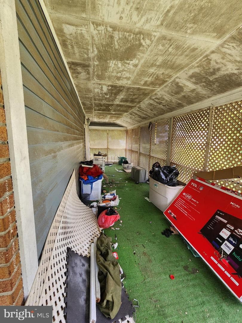 8805 Bolero Court photo 3