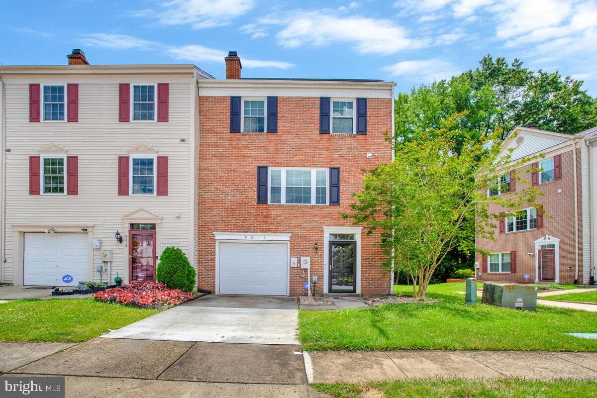 9213 Fairlane Place
