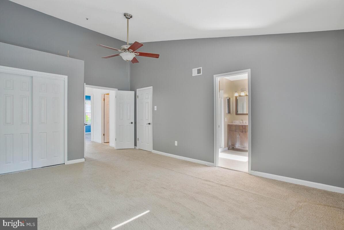 9213 Fairlane Place photo 38