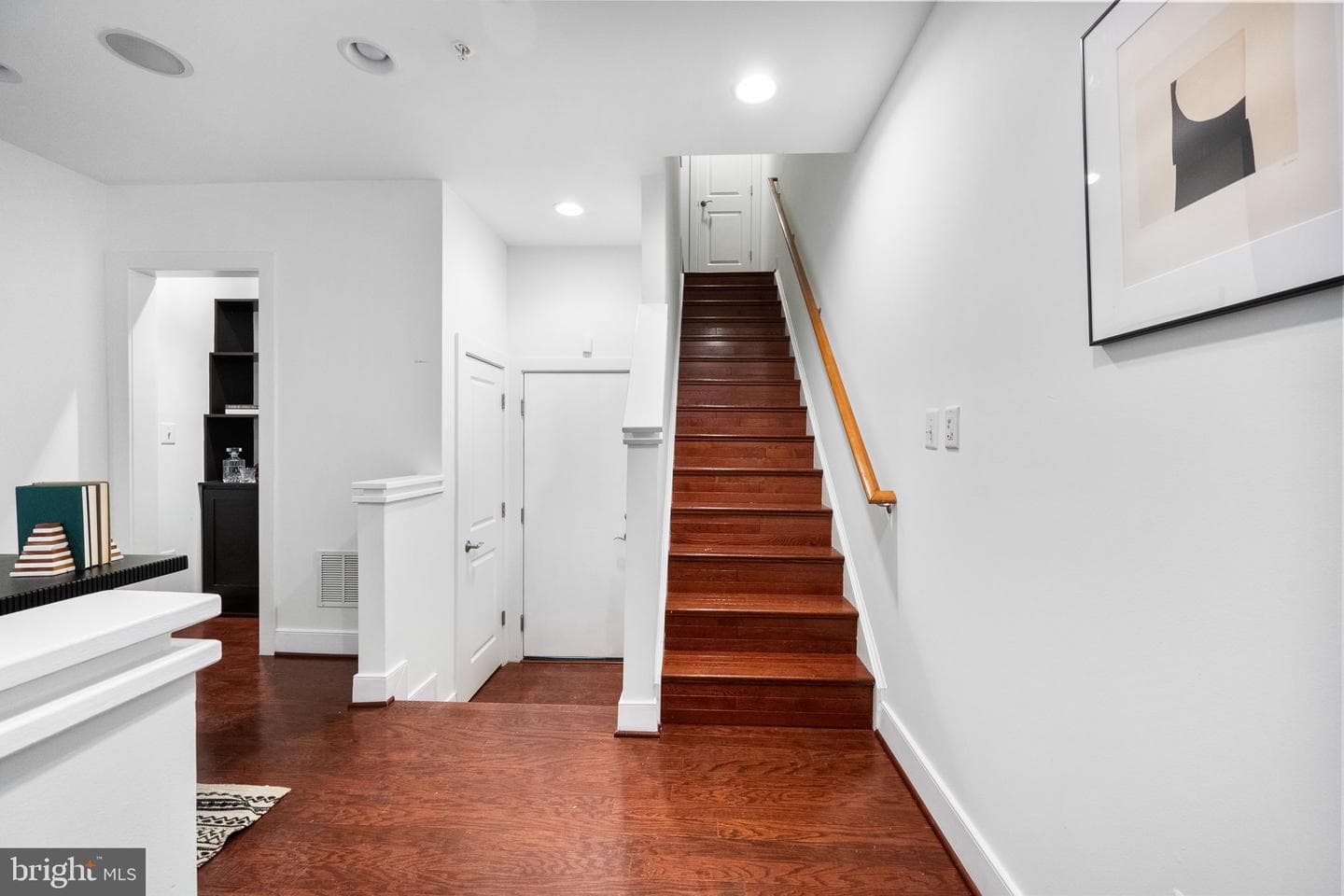 5711 45th Avenue photo 2