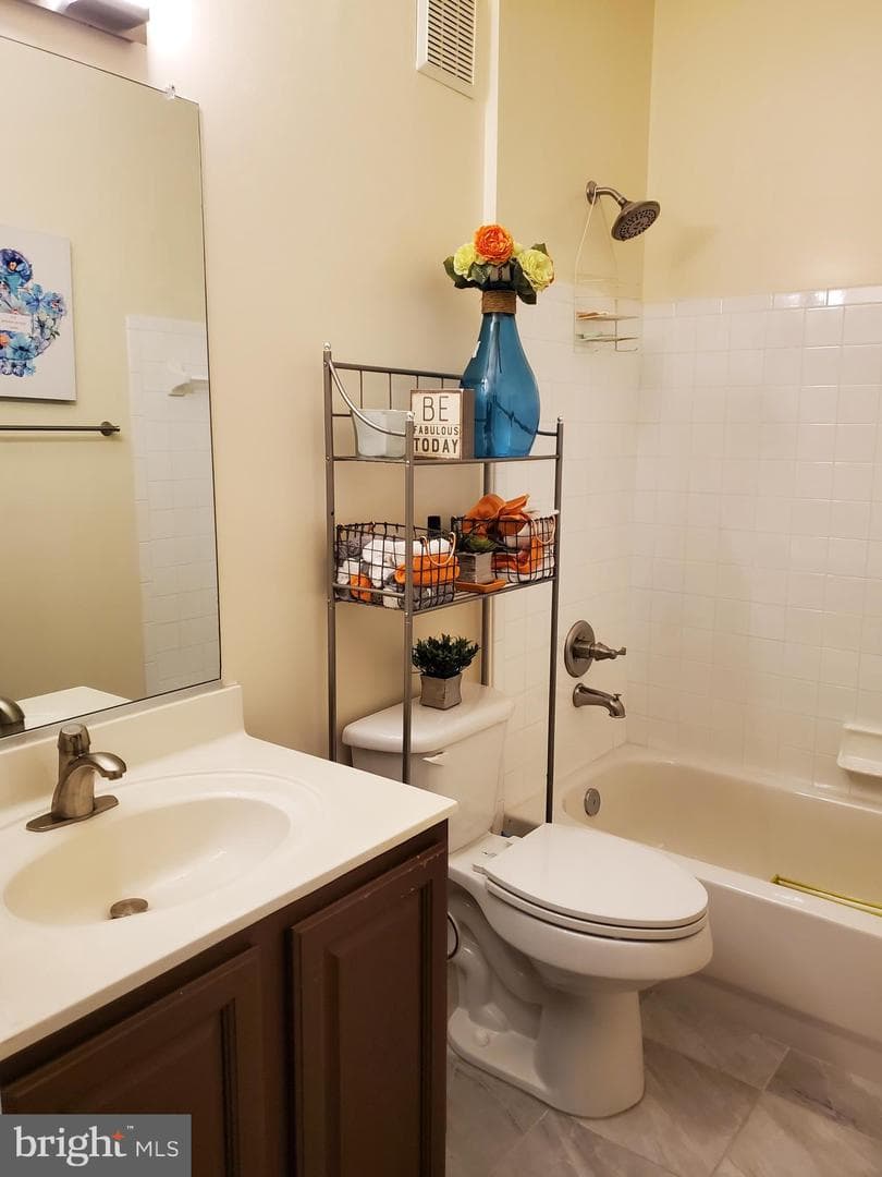15605 Everglade Lane #a-104 photo 6