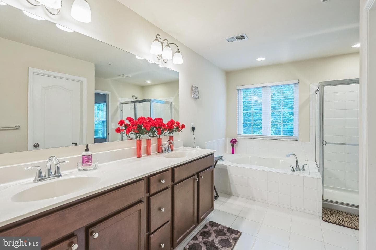 15214 N Berwick Lane photo 18
