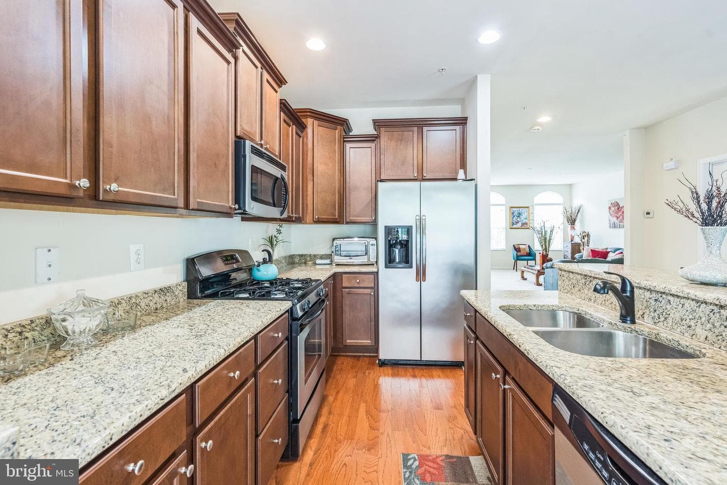 15214 N Berwick Lane photo 8