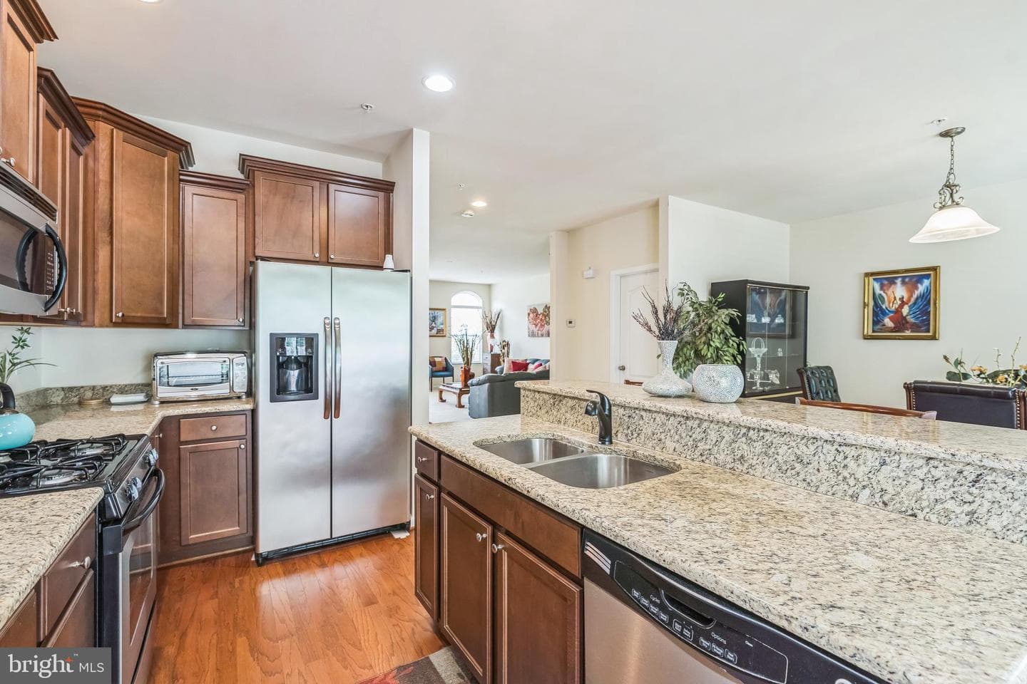 15214 N Berwick Lane photo 9