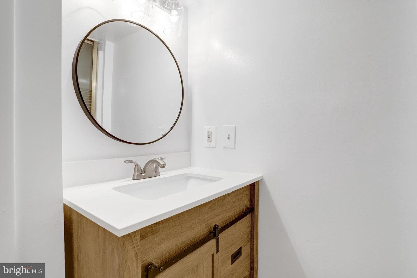 1501 Stirling Court photo 21
